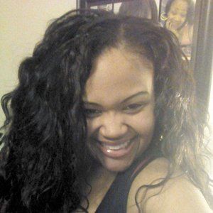 Meet your Posher, Toya